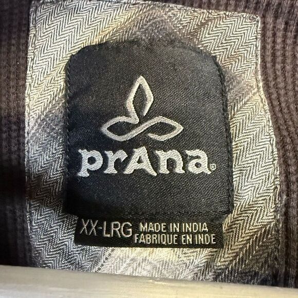 PrAna Men's Size XXL 2XL Grey Black White Long Sleeve Button Down Shirt - Picture 2 of 12